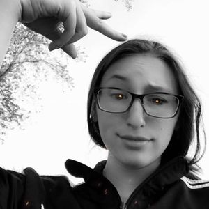 Meet your Posher, Ella